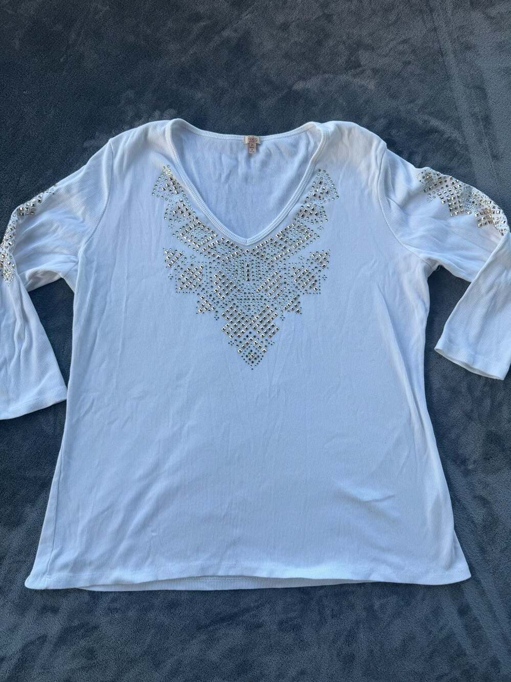 Reba Woman White Ribbed V-Neck Top with Studded Embellishments